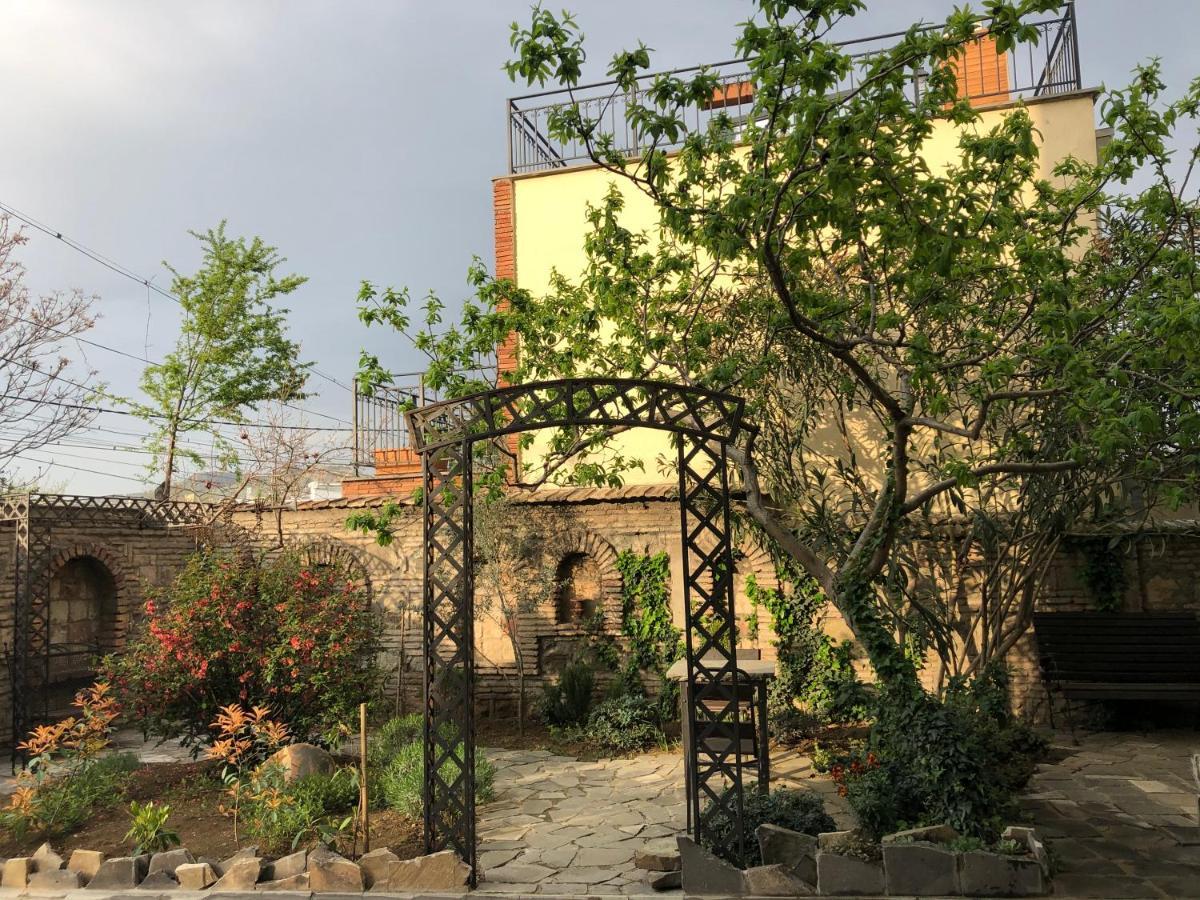 Artists Residence In Tbilisi Bagian luar foto