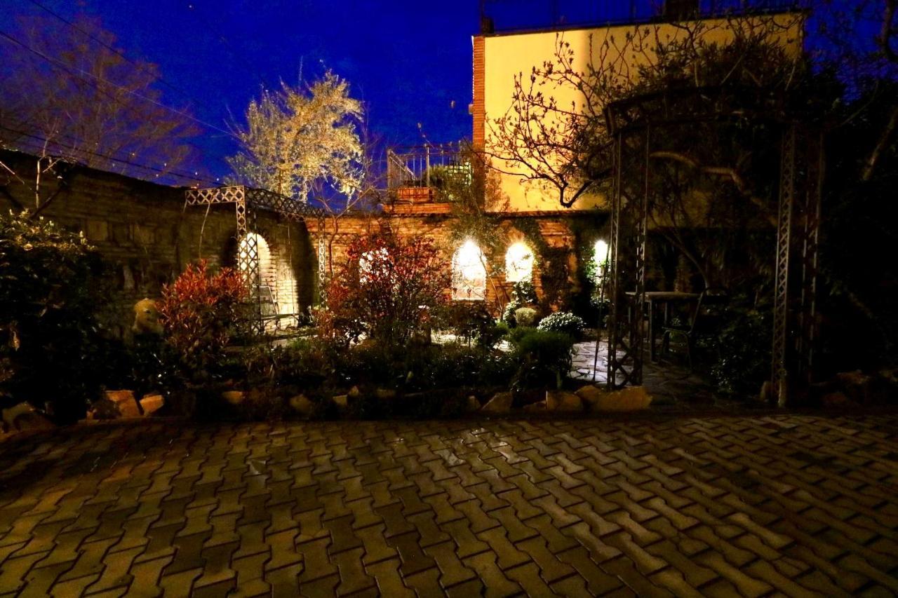 Artists Residence In Tbilisi Bagian luar foto