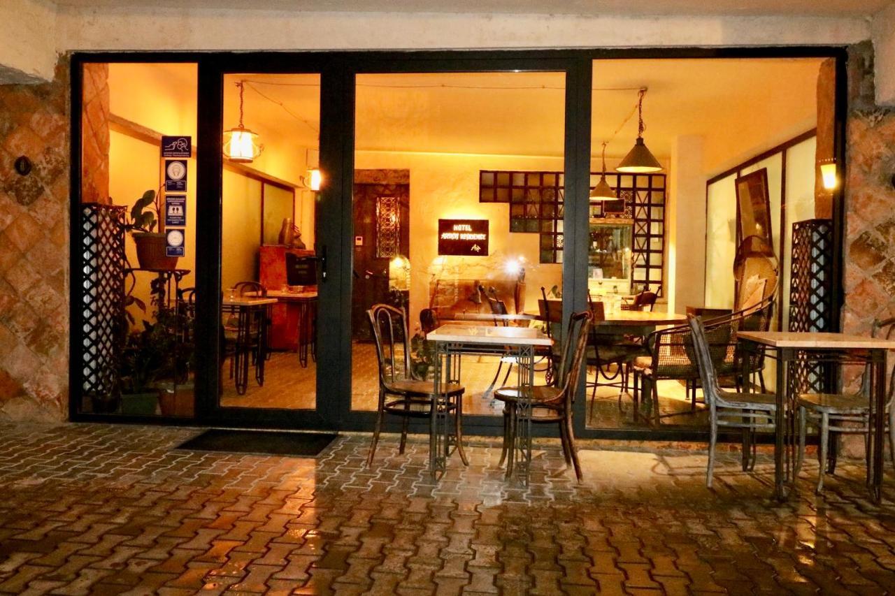 Artists Residence In Tbilisi Bagian luar foto