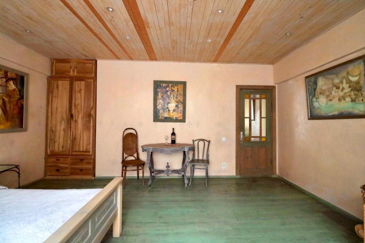 Artists Residence In Tbilisi Bagian luar foto